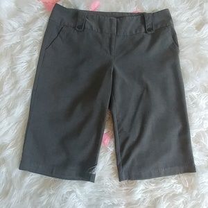 Dressy Bermuda shorts